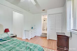 15 Markham Rd, Edison, NJ 08817 - Photo 21