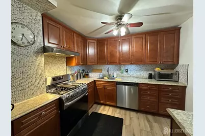 509 Cricket Lane, Woodbridge Township, NJ 07095 - Photo 17