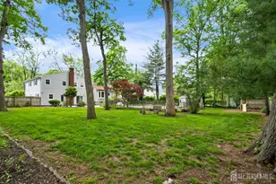 10 Woodruff Rd, Edison, NJ 08820 - Photo 17