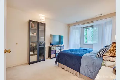 73 Chatsworth Court, Edison, NJ 08820 - Photo 27