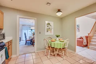 73 Chatsworth Ct, Edison, NJ 08820 - Photo 15