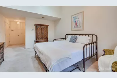 73 Chatsworth Court, Edison, NJ 08820 - Photo 23
