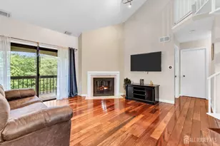 212 Sunshine Ct, Sayreville, NJ 08859 - Photo 3