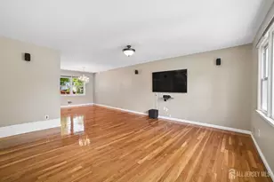 743 Wood Ave, Edison, NJ 08850 - Photo 7