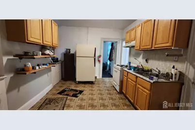 299 Townsend Street, New Brunswick, NJ 08901 - Photo 9