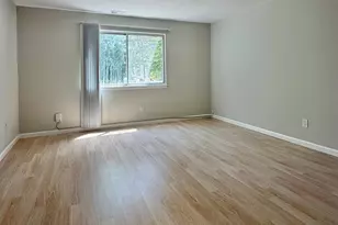 43 Deerberry Ln, South Brunswick Township, NJ 08852 - Photo 19
