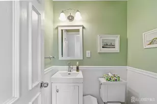 7 Dellview Dr, Edison, NJ 08820 - Photo 13