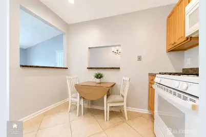 482 Danbury Lane, East Brunswick Township, NJ 08816 - Photo 5