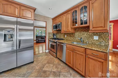 1075 Sherman Avenue, Middlesex, NJ 07080 - Photo 7