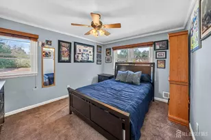 1075 Sherman Ave, Middlesex, NJ 07080 - Photo 9
