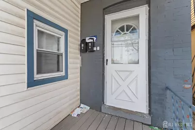 423 Augustine Place, Perth Amboy, NJ 08861 - Photo 7