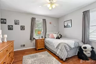 27 W James Pl, Iselin, NJ 08830 - Photo 21