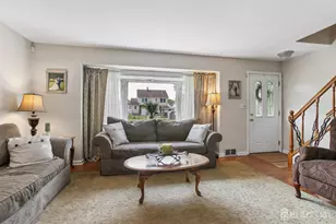 27 W James Pl, Iselin, NJ 08830 - Photo 5