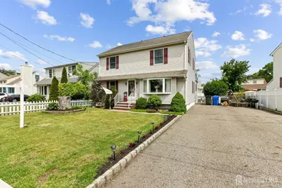 27 W James Place, Iselin, NJ 08830 - Photo 3