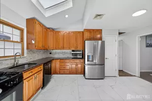 36 Aylin St, Metuchen, NJ 08840 - Photo 9
