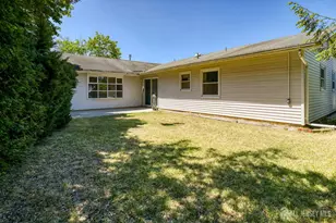 11 Cypress Dr, Monroe Township, NJ 08831 - Photo 23