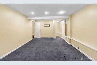 [Address not provided], Old Bridge Township, NJ 08859 - Photo 37