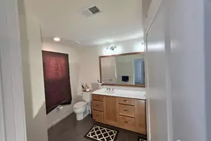 27 Wisteria Ct, Monroe Township, NJ 08831 - Photo 19