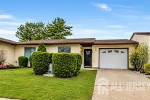 120 Ironwood Plaza, Monroe Township, NJ 08831 - Photo 1