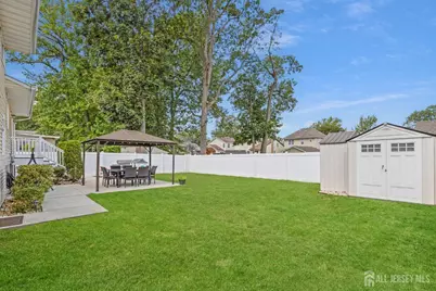 16 Neptune Place, Colonia, NJ 07067 - Photo 29