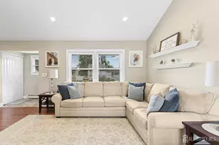 16 Neptune Pl, Colonia, NJ 07067 - Photo 7