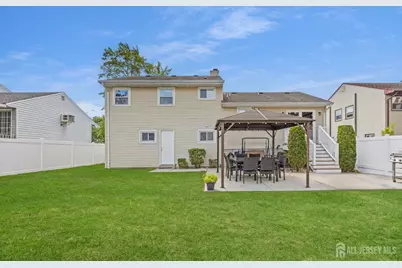 16 Neptune Place, Colonia, NJ 07067 - Photo 31