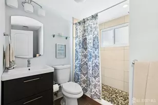 16 Neptune Pl, Colonia, NJ 07067 - Photo 23
