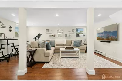 16 Neptune Place, Colonia, NJ 07067 - Photo 25