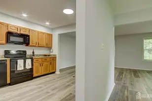 7 Betsy Ross Dr, Monroe Township, NJ 08831 - Photo 23