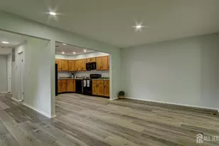 7 Betsy Ross Dr, Monroe Township, NJ 08831 - Photo 17