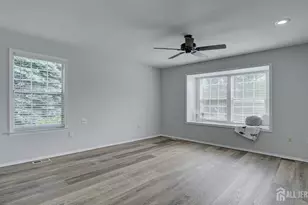 7 Betsy Ross Dr, Monroe Township, NJ 08831 - Photo 27