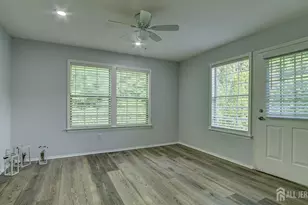 7 Betsy Ross Dr, Monroe Township, NJ 08831 - Photo 11