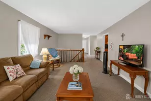 10 Remington Dr, Edison, NJ 08820 - Photo 9