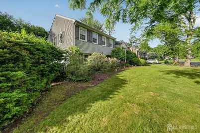 10 Remington Drive, Edison, NJ 08820 - Photo 3