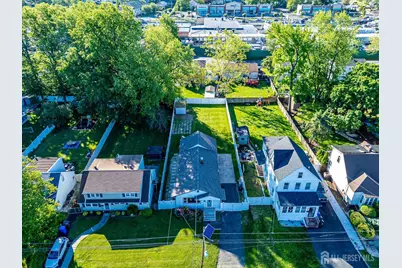 320 Demorest Avenue, Avenel, NJ 07001 - Photo 5