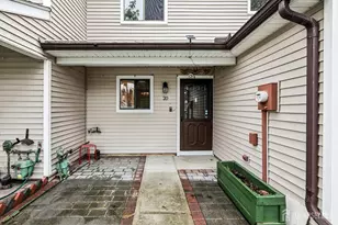 20 Palm Ct, Edison, NJ 08820 - Photo 7