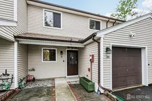 20 Palm Ct, Edison, NJ 08820 - Photo 3