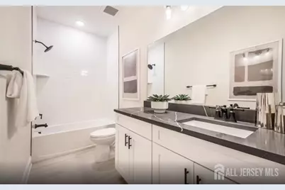 325 Sadie Circle, New Brunswick, NJ 08901 - Photo 11