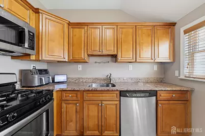 4 Dunlap Drive, Sayreville, NJ 08859 - Photo 9