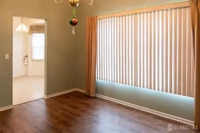 40 Sherwood Drive, Monroe Township, NJ 08831 - Photo 5