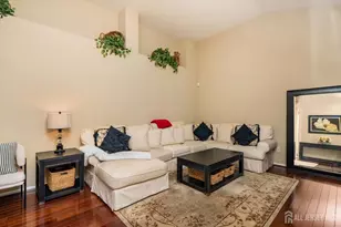 25 Cypress Point Ln, Monroe Township, NJ 08831 - Photo 11