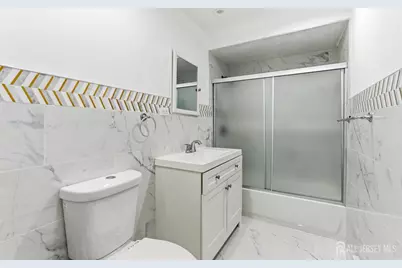 35 Coolidge Avenue, Carteret, NJ 07008 - Photo 21