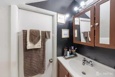 358 Stanford Street, Perth Amboy, NJ 08861 - Photo 11