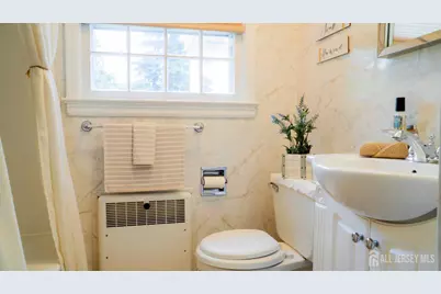 33 Lancaster Road, Colonia, NJ 07067 - Photo 21