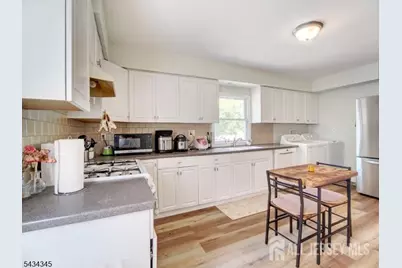 623 Park Avenue, Piscataway Township, NJ 08854 - Photo 11