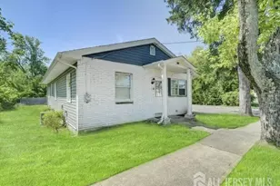623 Park Ave, Piscataway Township, NJ 08854 - Photo 3