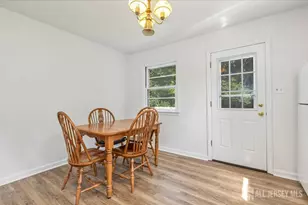 1008 Newton St, North Brunswick Township, NJ 08902 - Photo 7
