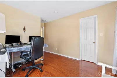 45 Devon Drive, East Brunswick Township, NJ 08816 - Photo 21