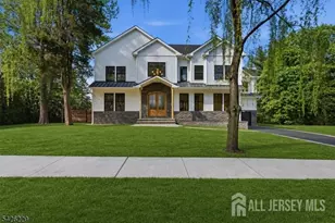 61 Hickory St, Middlesex, NJ 08840 - Photo 1
