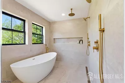 61 Hickory Street, Middlesex, NJ 08840 - Photo 29